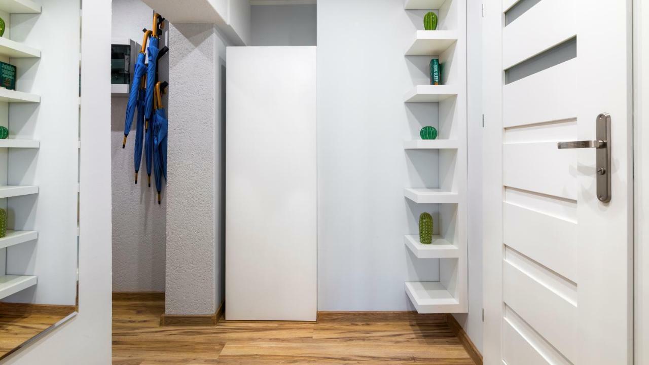 Lägenhet På 62 M² I Gammal Förort, Med 2 Sovrum Och 1 Badrum Lägenhet