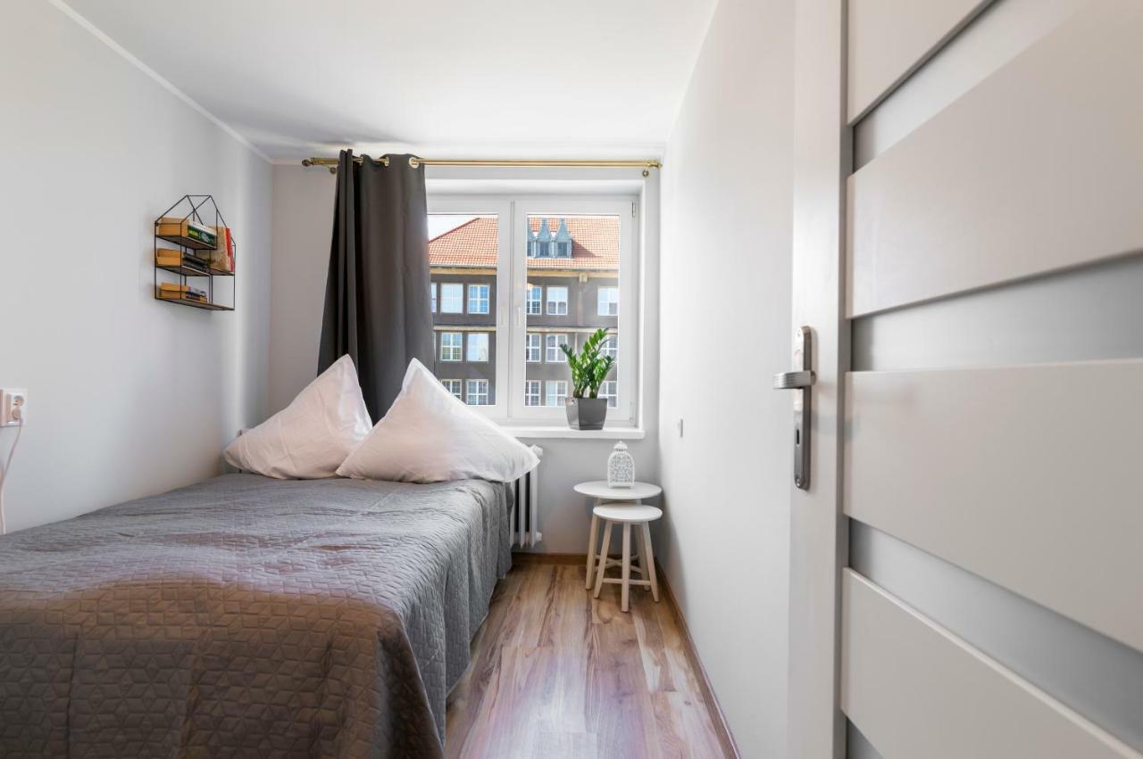 Lägenhet På 62 M² I Gammal Förort, Med 2 Sovrum Och 1 Badrum *