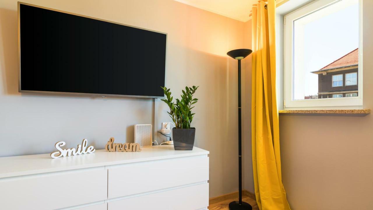 Lägenhet På 62 M² I Gammal Förort, Med 2 Sovrum Och 1 Badrum Lägenhet Gdańsk