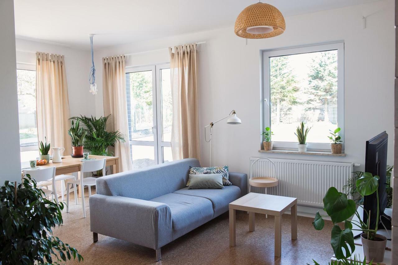 Family With Garden Apartment