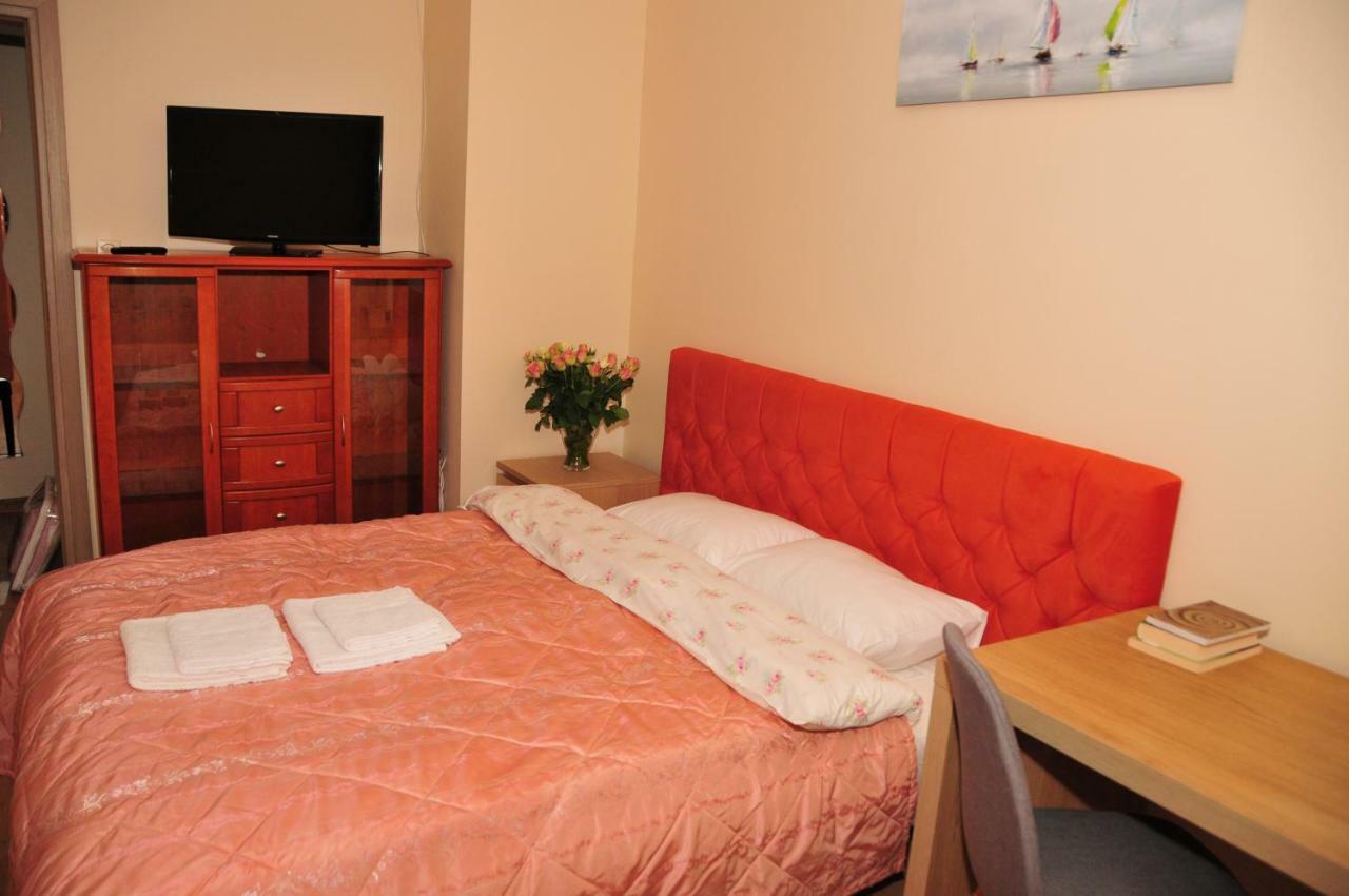 Luna Apart Apartment