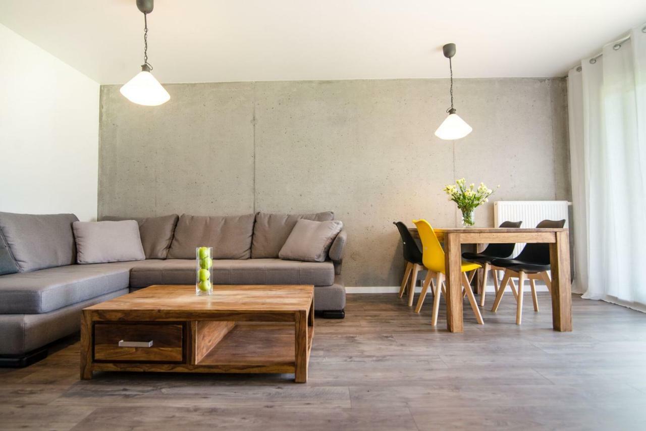 Chmielna Garden Apartment *