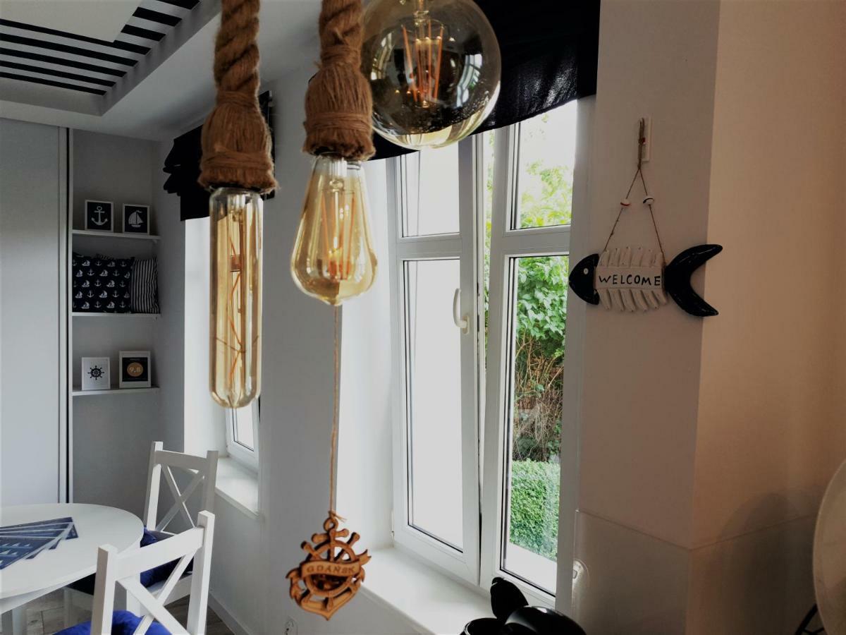 Homestay Apartament 200m Do Plazy