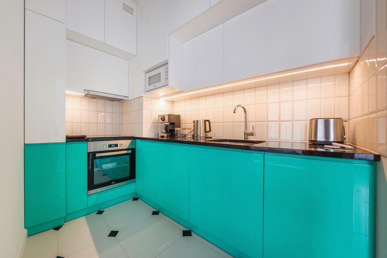 Wave Apartment