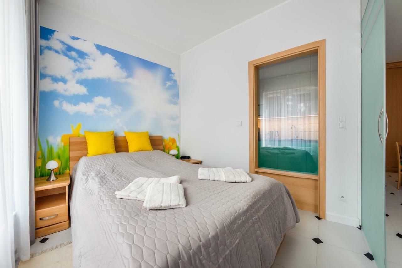 Wave Apartment