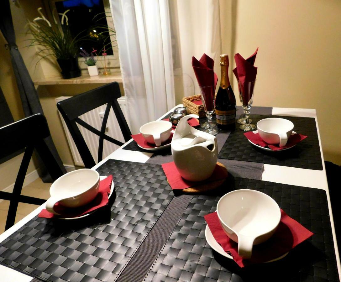 Apartament Pod Trzema Niebieskimi Kaczorami Apartment