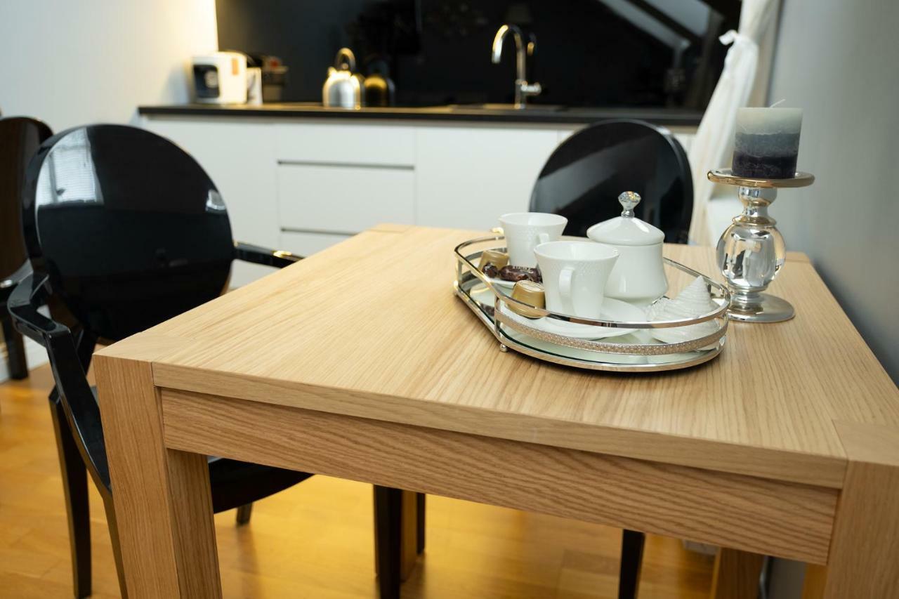 Moon River Old Town Apartment Gdansk