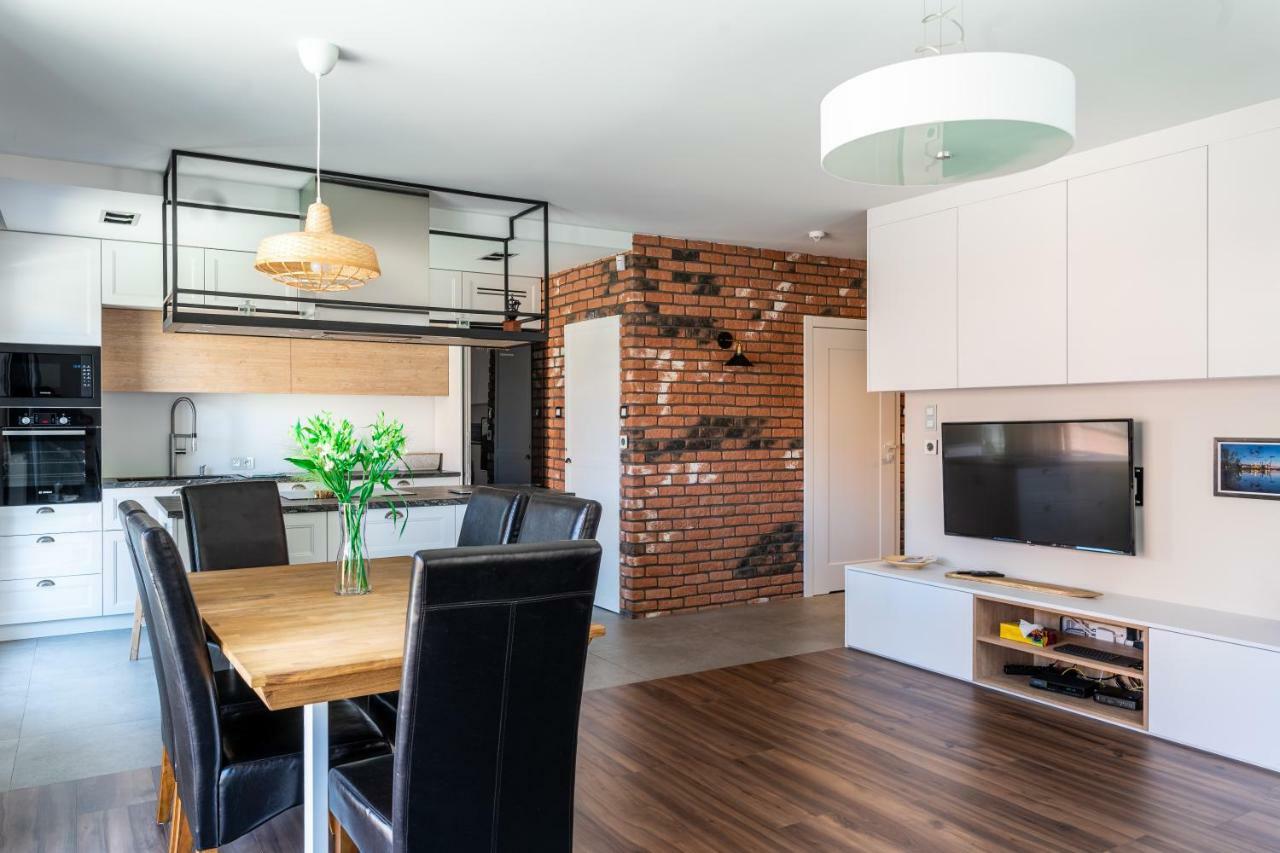 Chmielna Apartment *