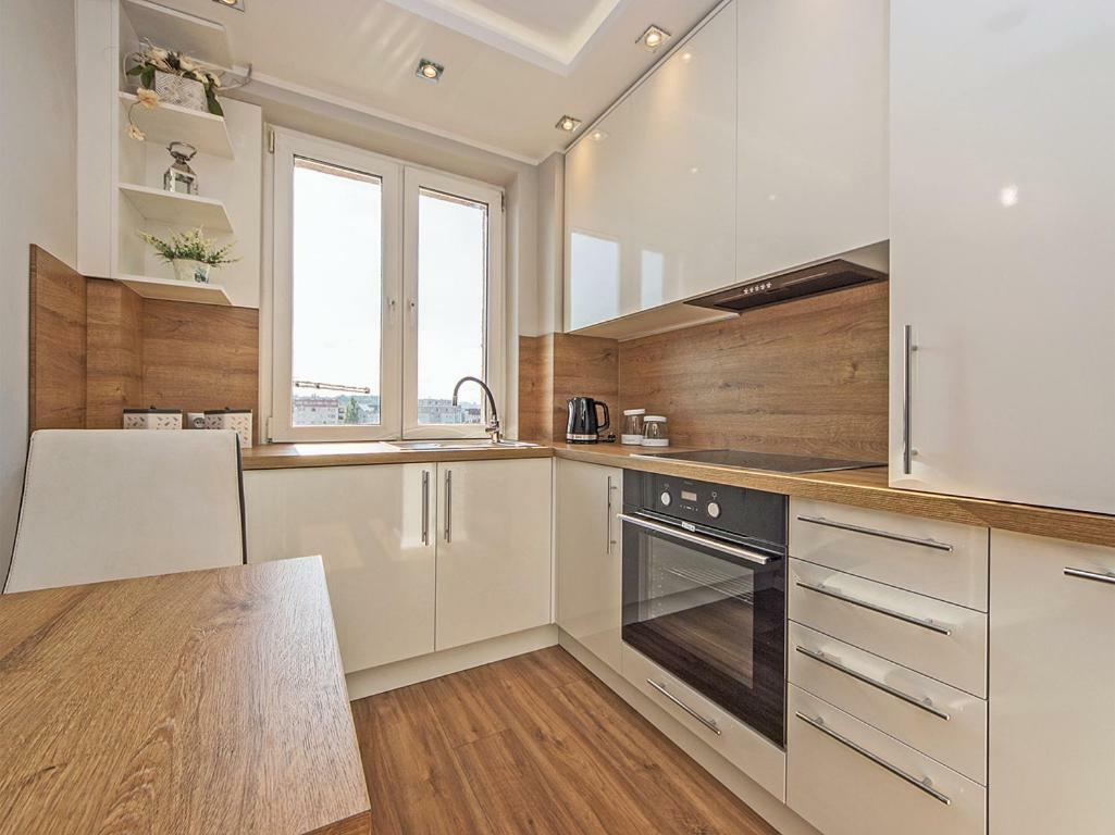 Apartment - Centrum Ul. Chlodna 1 *
