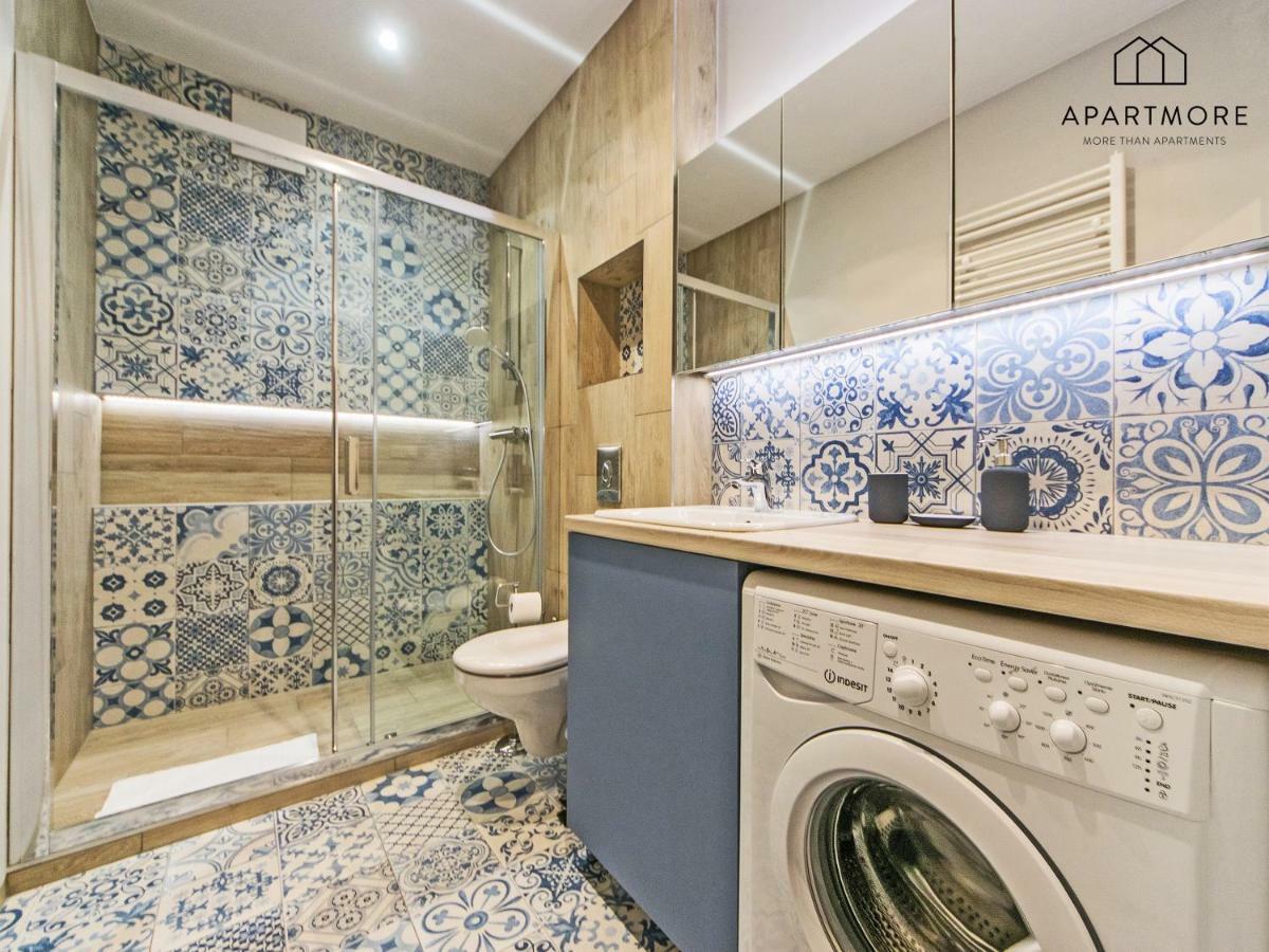 Center - Lakowa By Apartmore Huoneisto Gdańsk
