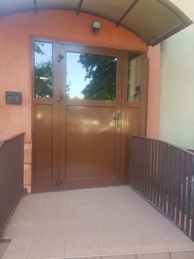 Torunska 6 Apartment