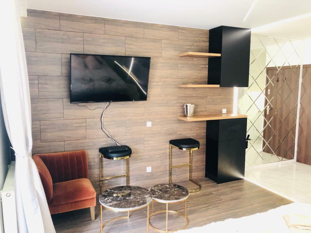 Yourapart Chmielna Park Exclusive Z Wanna Wolnostojaca Lub Jacuzzi Leilighet *