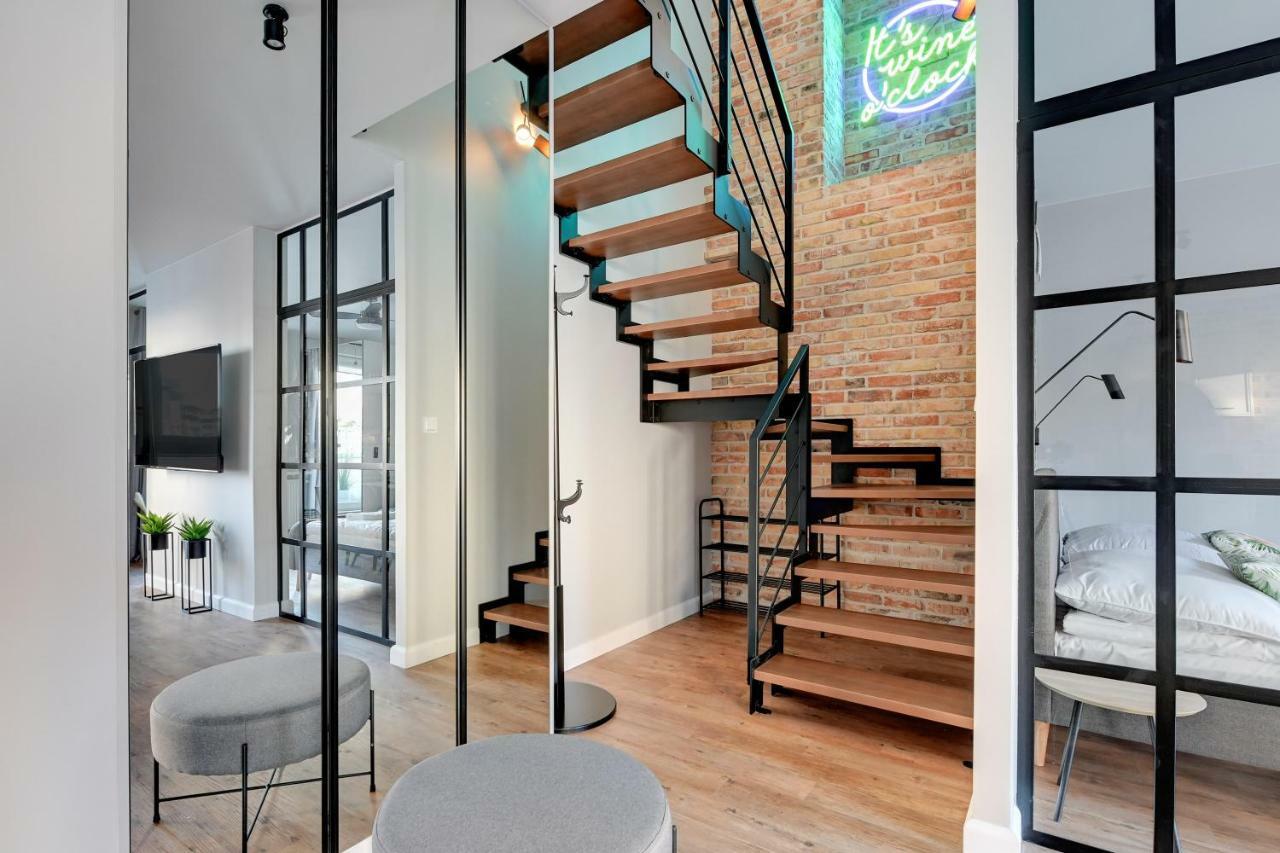 Staywin Apartment *