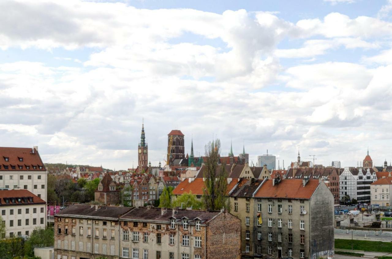 Live & Travel Number 1 Gdansk