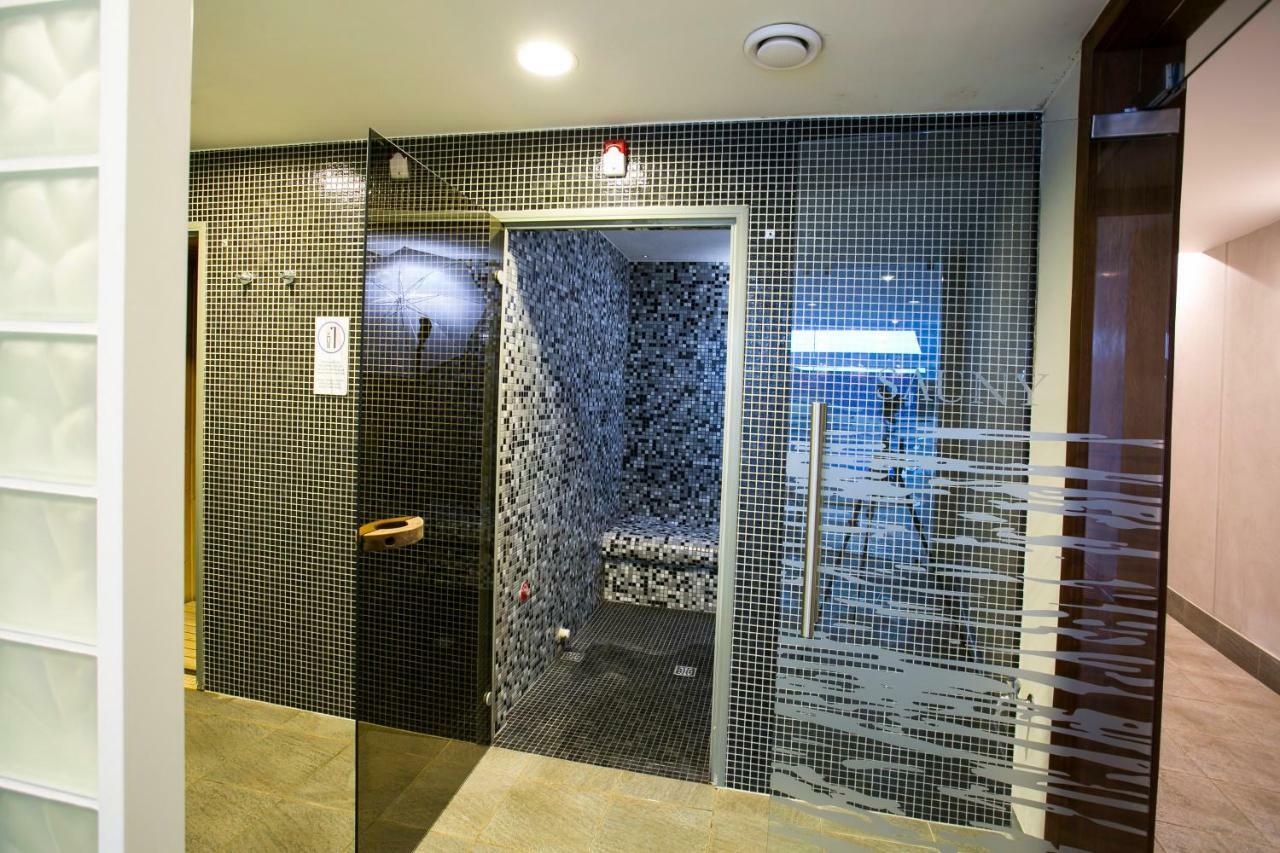 Lägenhet Apartament Amber Centrum Z Basenem