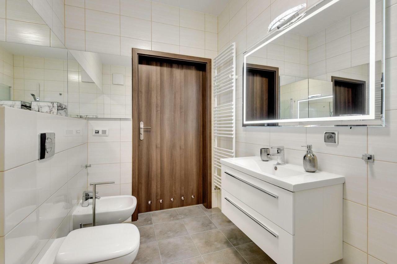 Apartment Szafarnia *