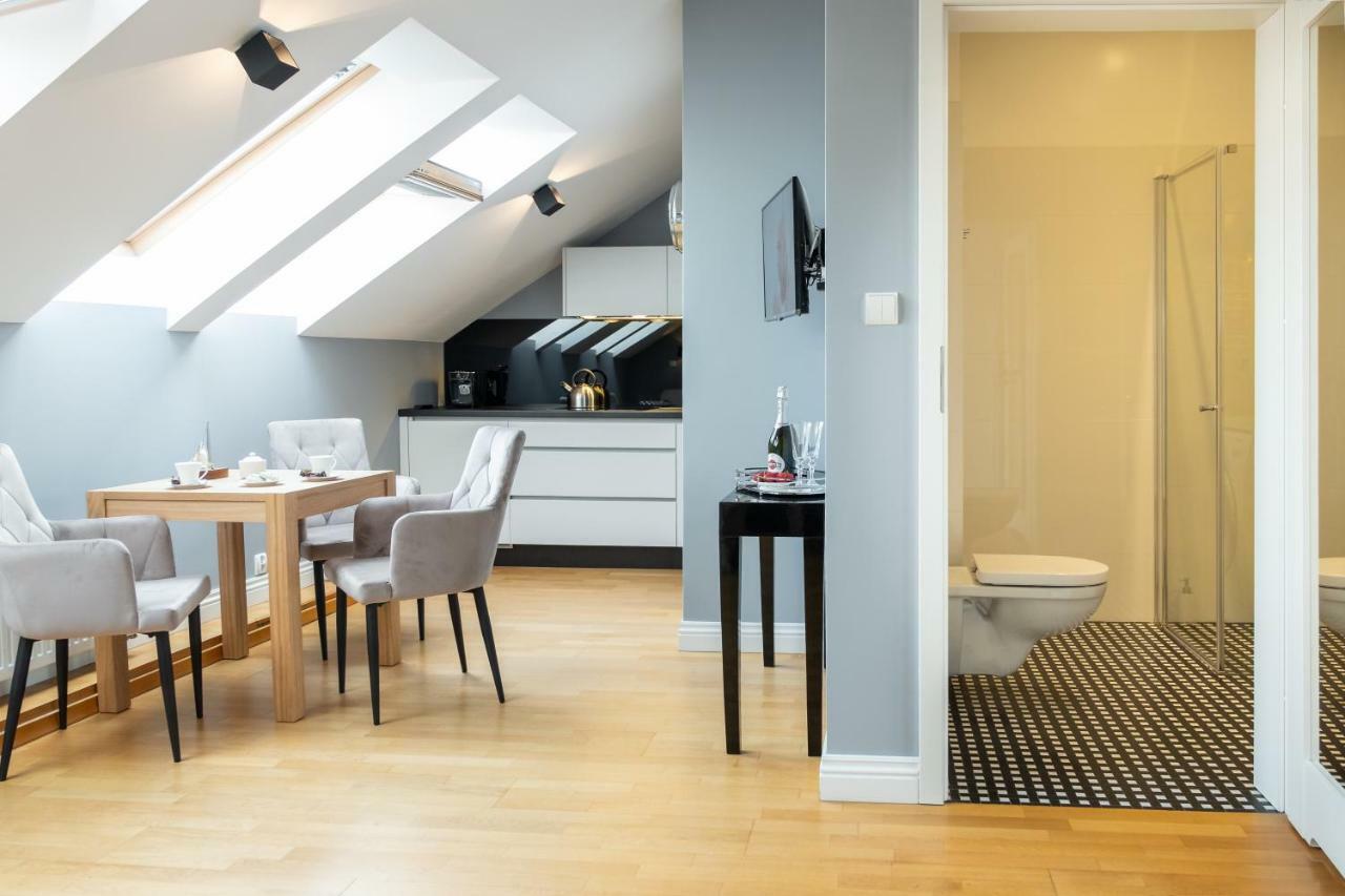 Moon River Old Town Apartment