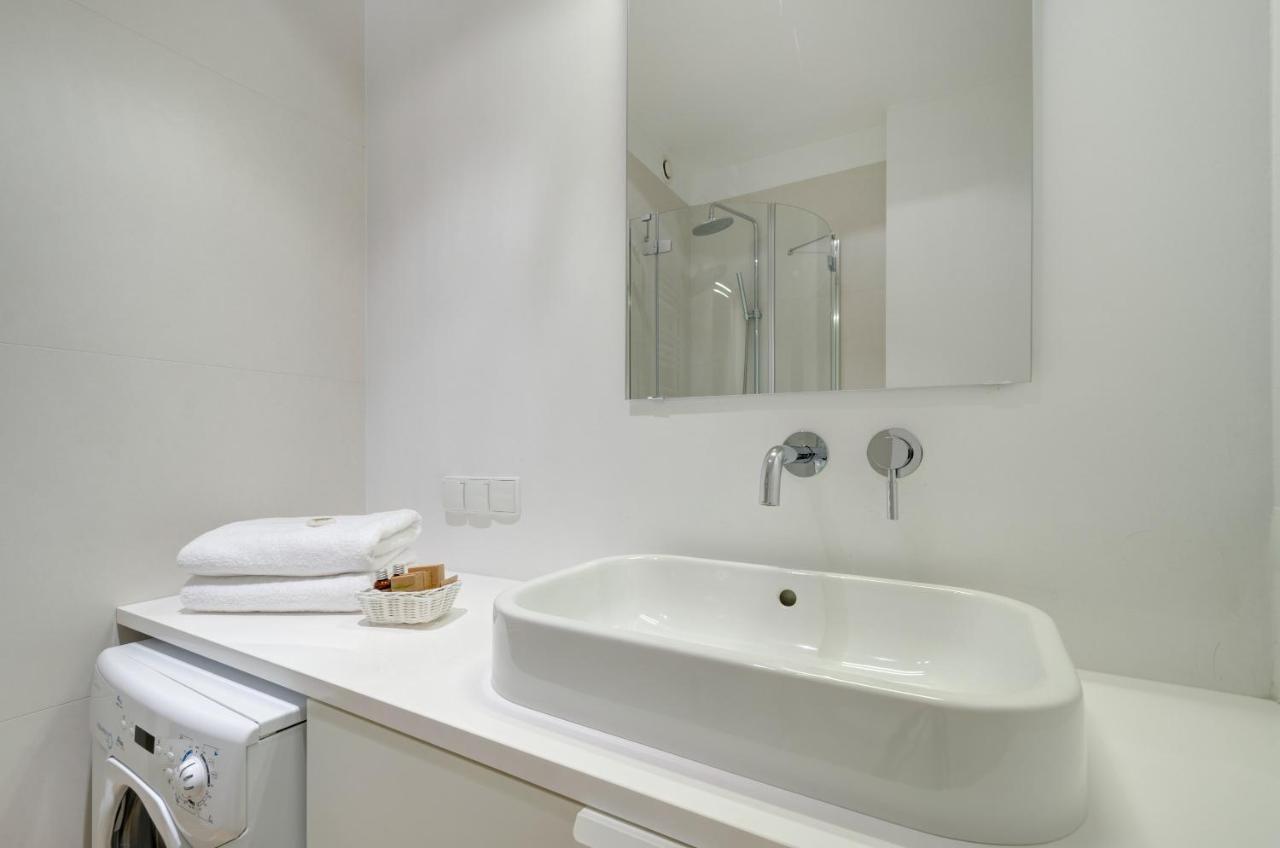 Apartment Happy Old Town Tartaczna Street 29b *