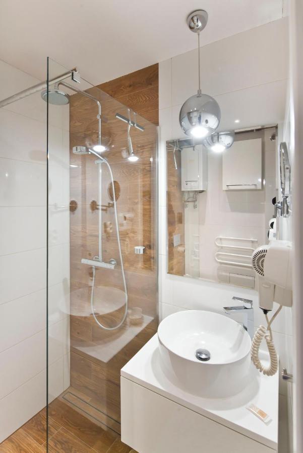 Hip In Vibrant Centrally Located In Old Town *