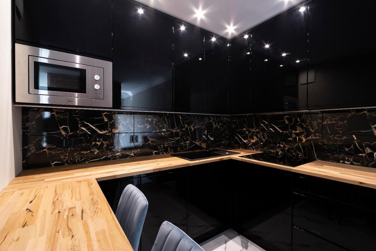 Mira Apartment *