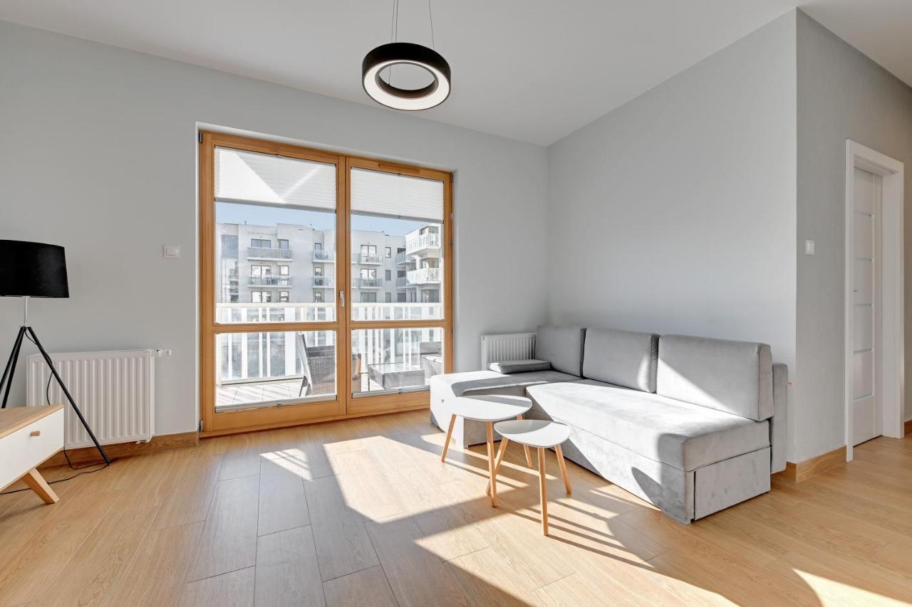 Apartment Near The Sea - Free Private Parking