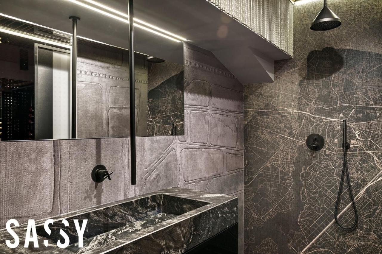 Apartment Sassy Suites