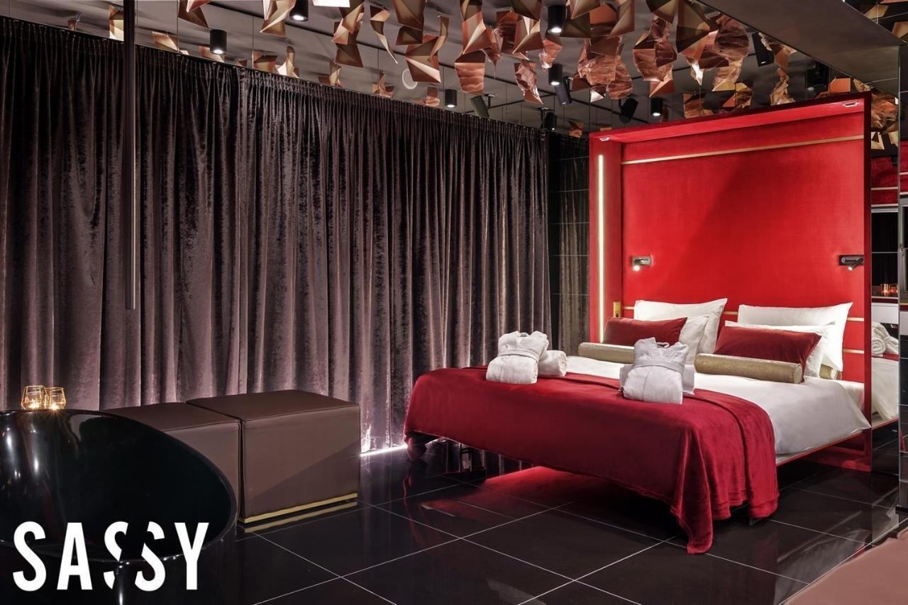 Apartment Sassy Suites