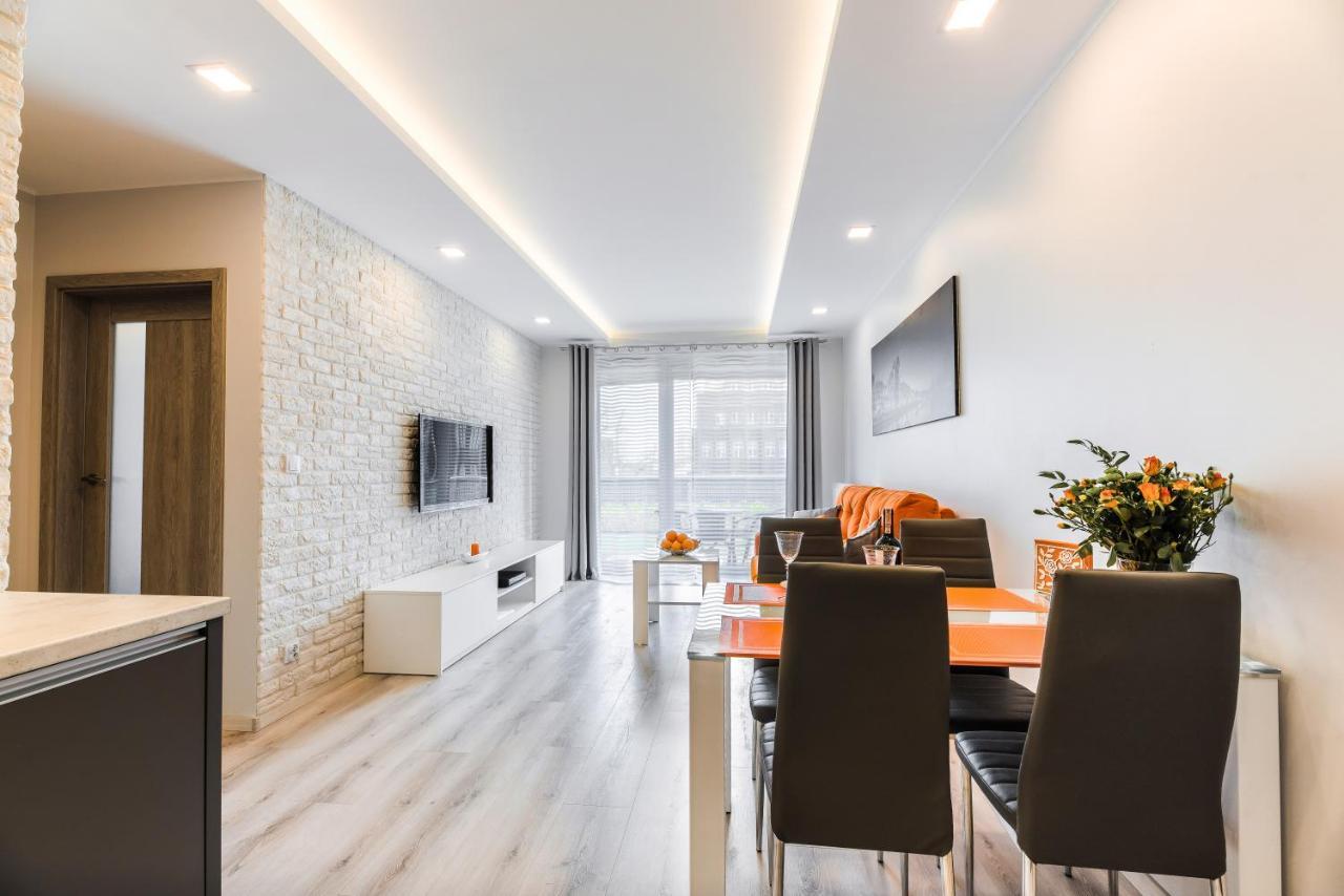 Orange Dream Apartment