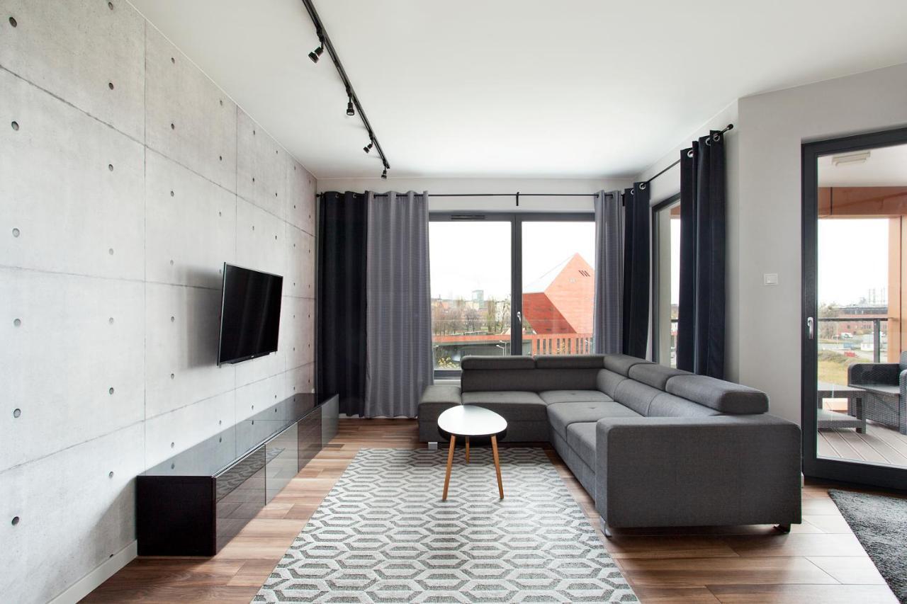 Ms Bra Bank Iii Apartment *