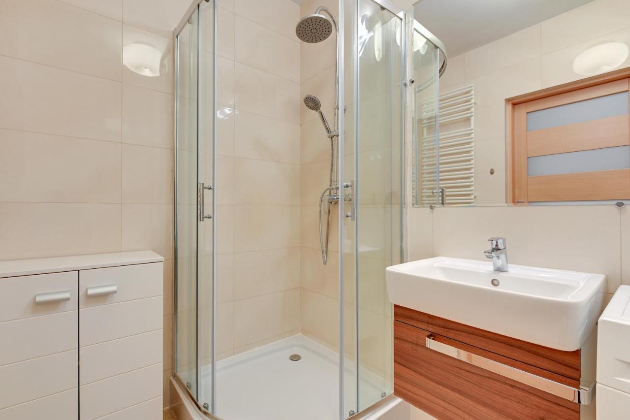 Aura Triapart Apartment