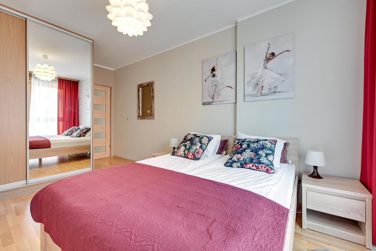 Aura Triapart Apartment