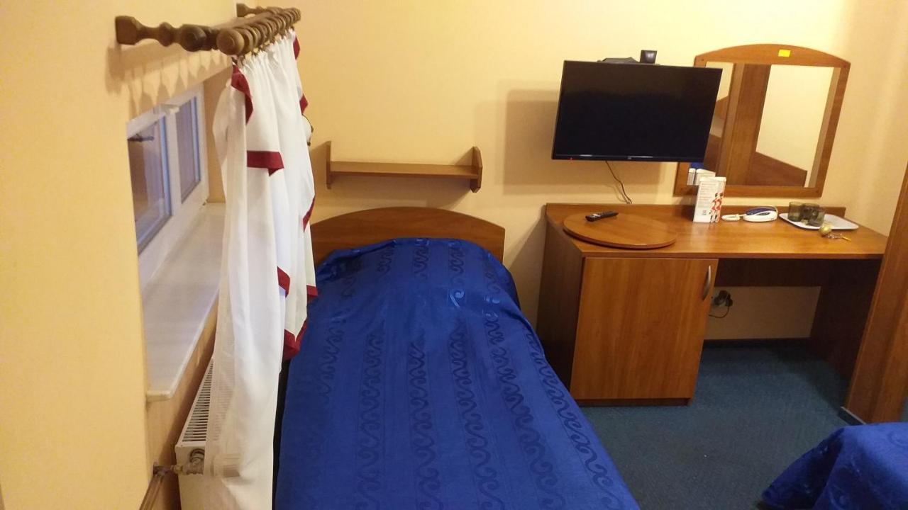 Zbyszko Homestay *