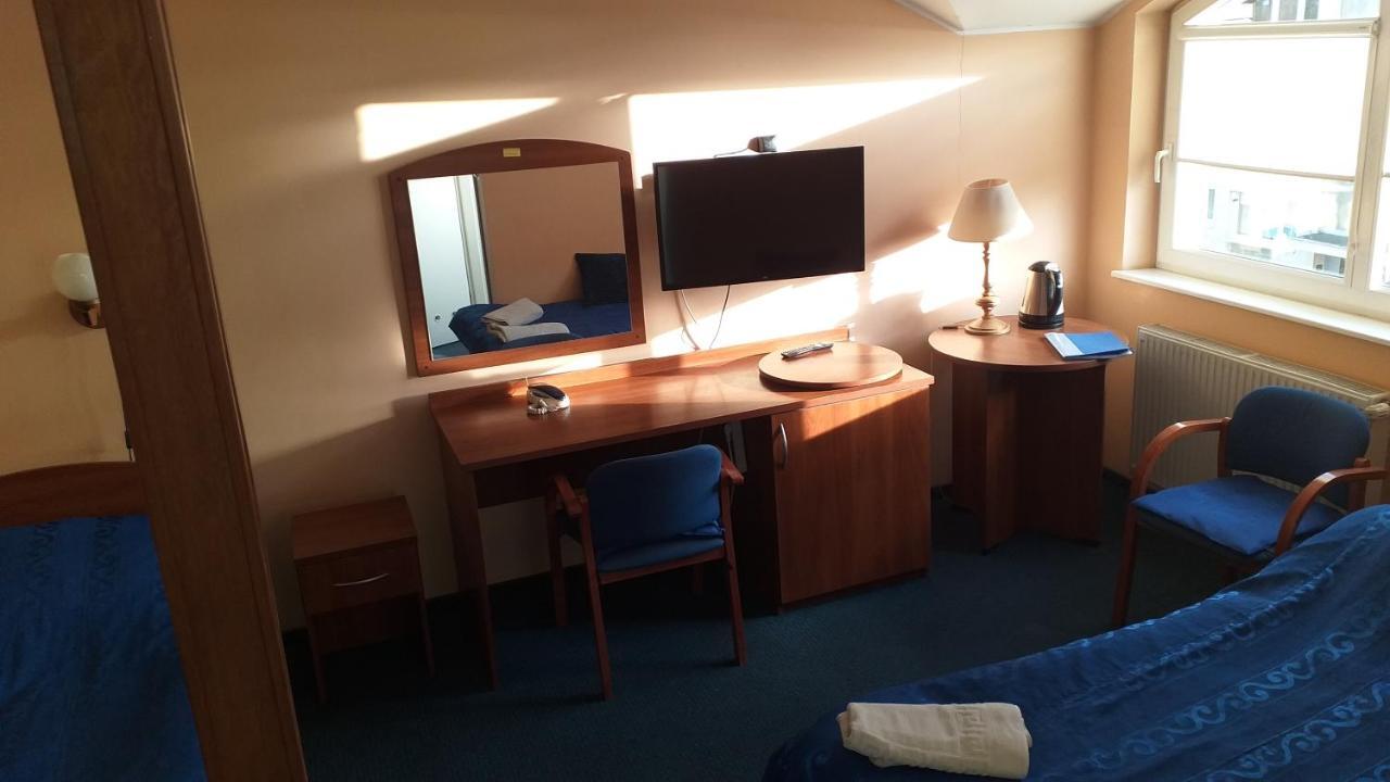 Zbyszko Homestay *