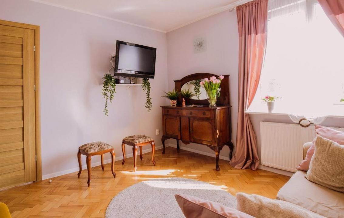 Romantic Old City Apartment Gdansk
