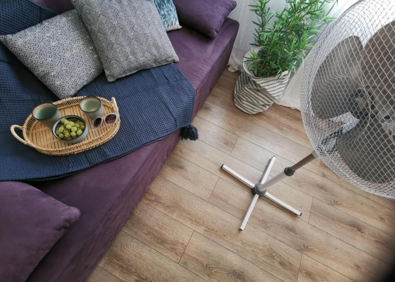 Apartment Scandinavian Style 3 Bedrooms, Great Location Gdansk