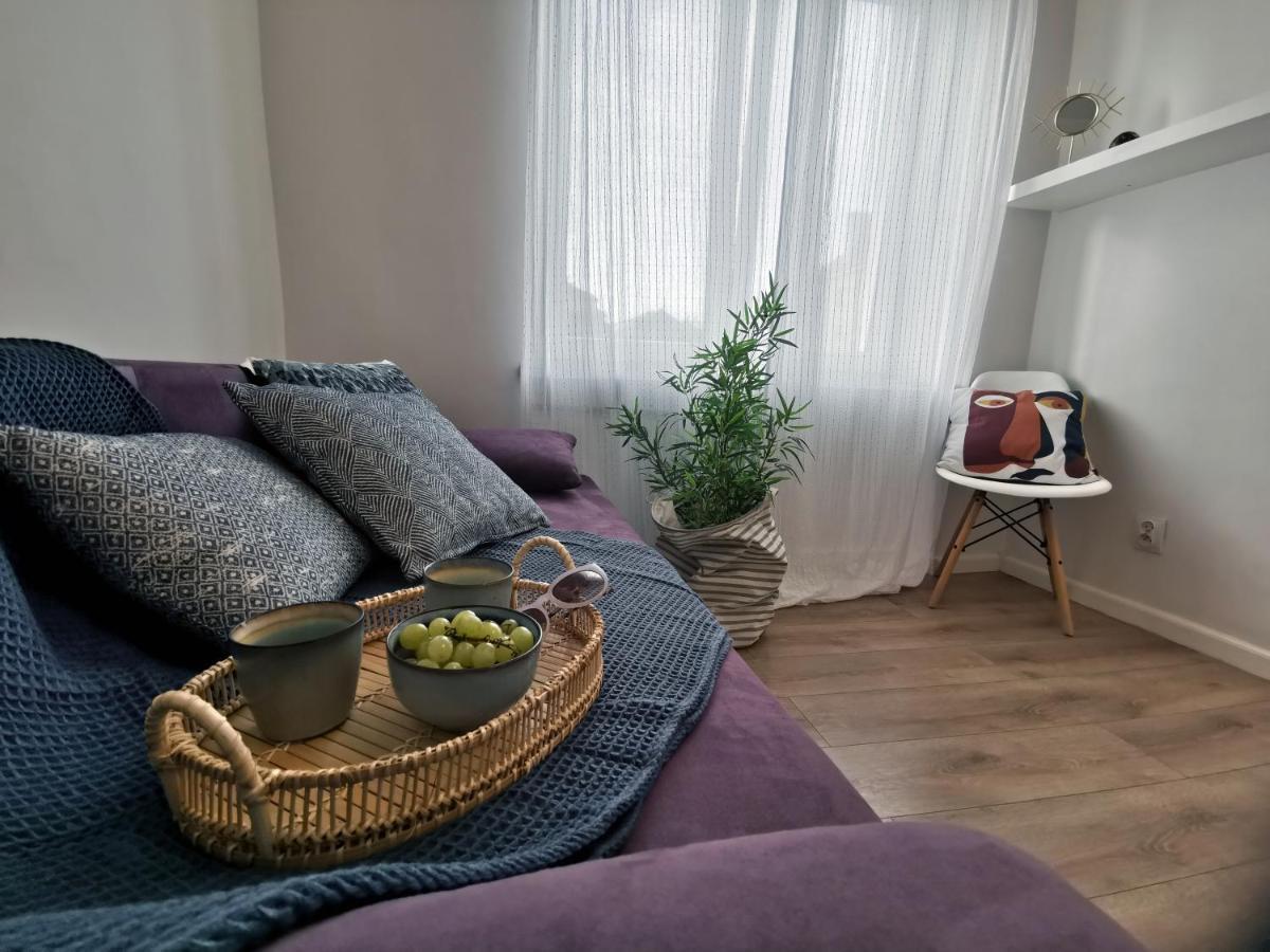 Scandinavian Style 3 Bedrooms, Great Location Apartment