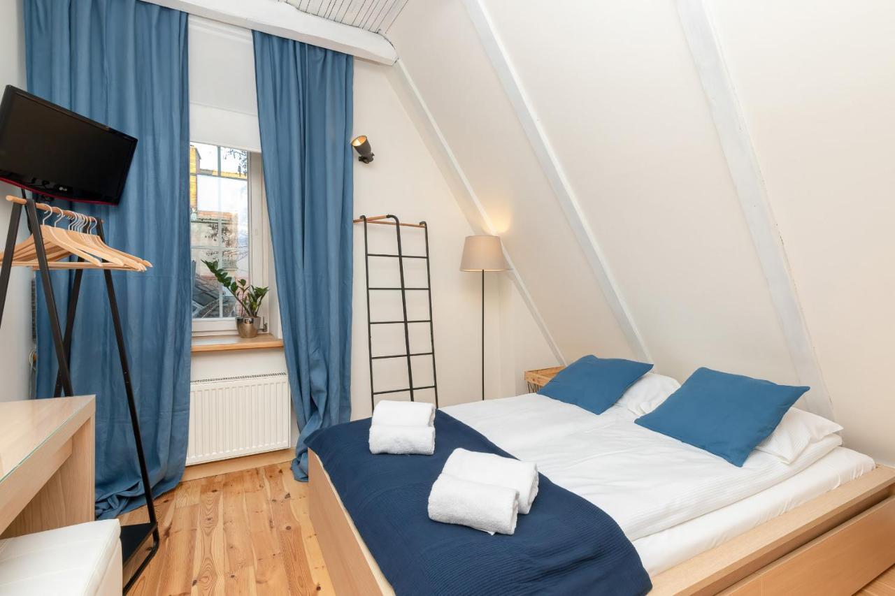Old Town Dluga By Renters * Gdansk