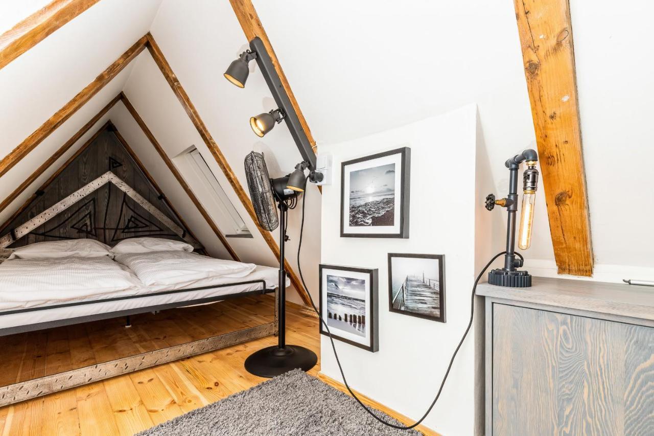 Apartment Old Town Dluga By Renters *