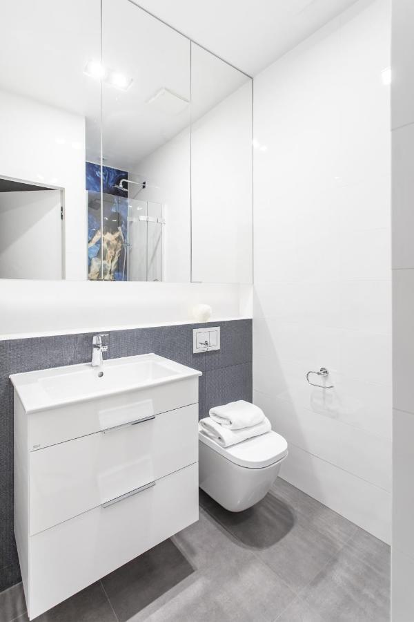 Lion - Naviflat Brabank Premium With Parking Apartment