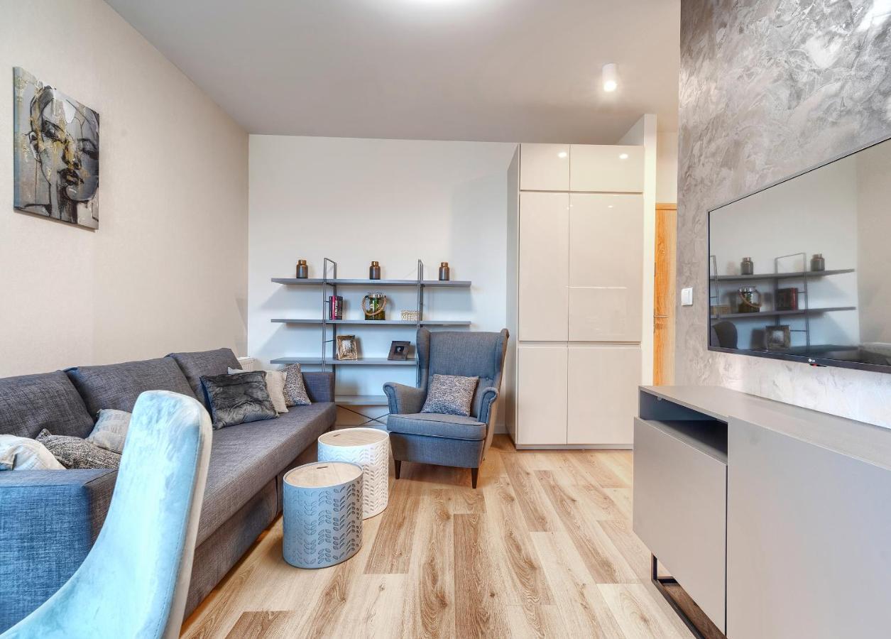 Garden Gates Apartment *