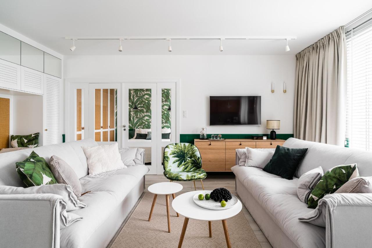 Ap175 Apartment
