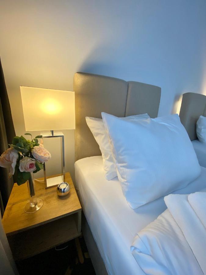 Jess Krolewski Old Town Hotell 3*