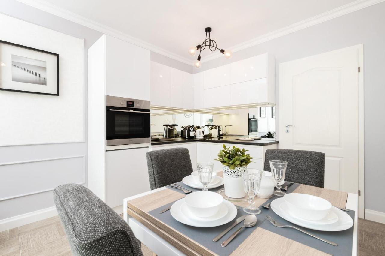 350m To The Piastowska By Renters Prestige Apartment Danzig