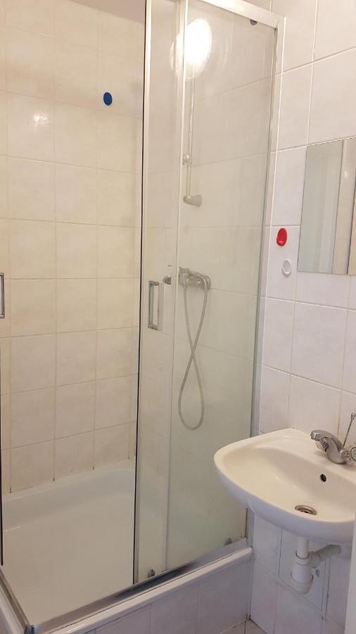 Dom Studencki Nr 11 Brzezno * Gdansk