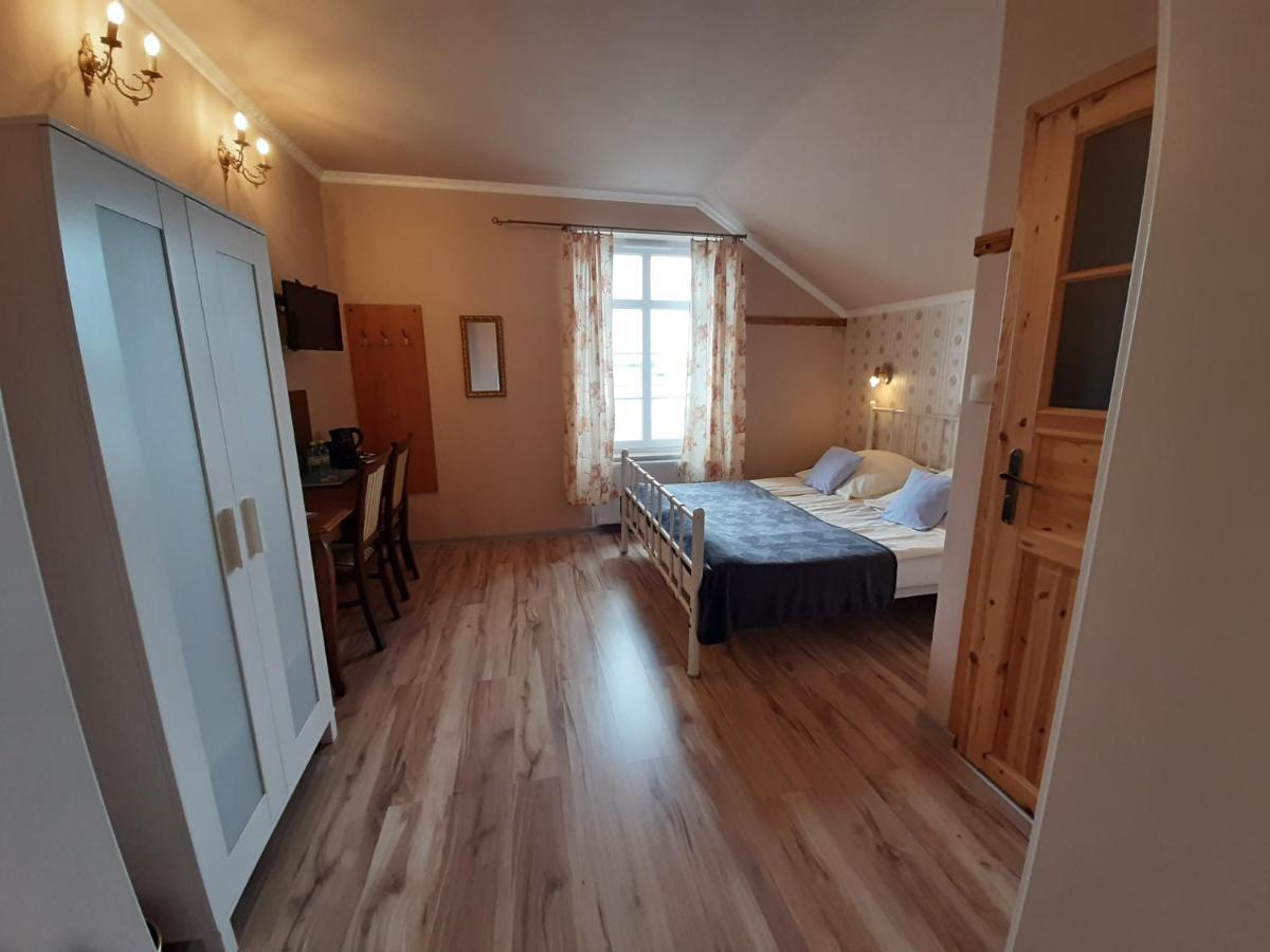 Bed & Breakfast Dworek Bursztynowe Piaski *