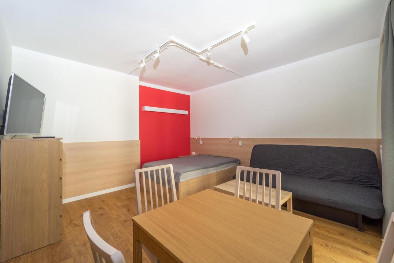 Golden Garden Gates Apartment Gdansk