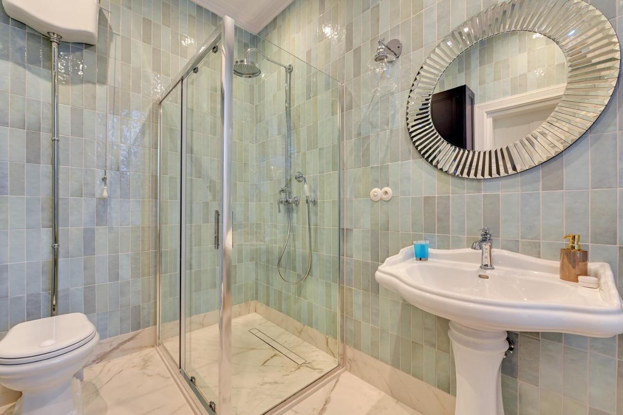 Blue Mandarin Premium Ii