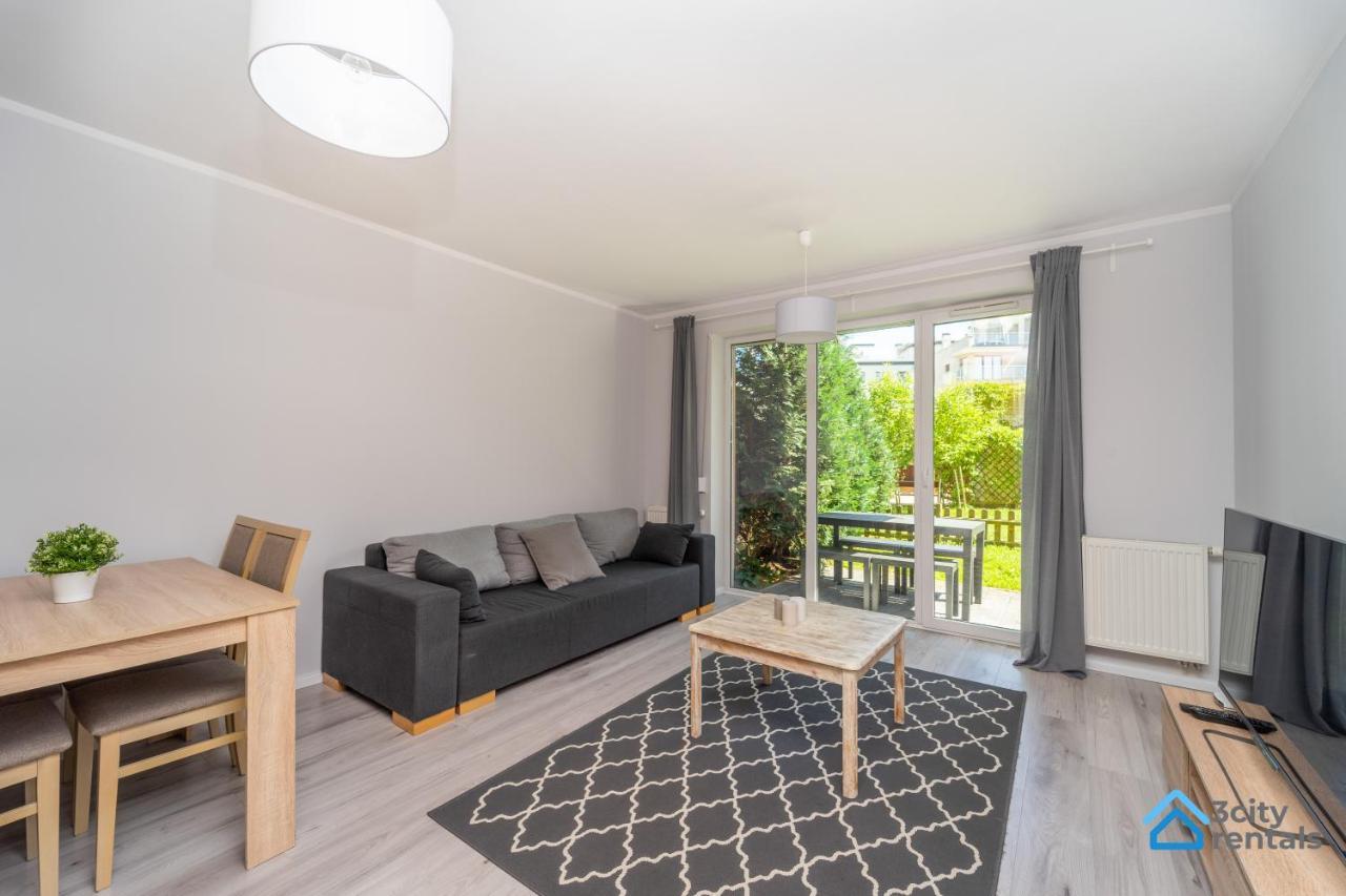 For 10 With Garden And Parking