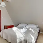 Kolib City Center Villa