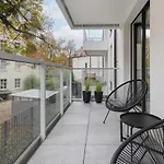 Gdansk Vespa Apartment By Noclegi Renters